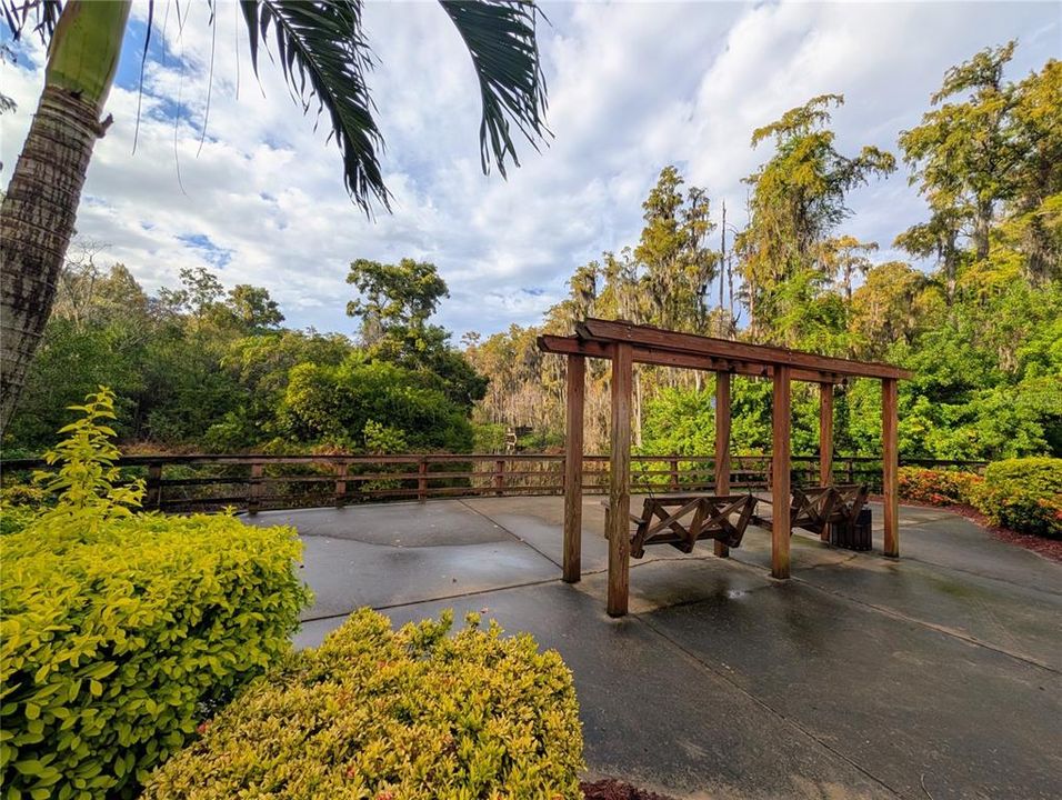 For Sale: $367,500 (2 beds, 2 baths, 1210 Square Feet)