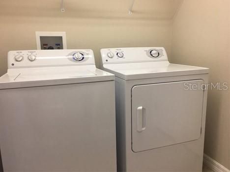 For Rent: $1,700 (3 beds, 2 baths, 1537 Square Feet)