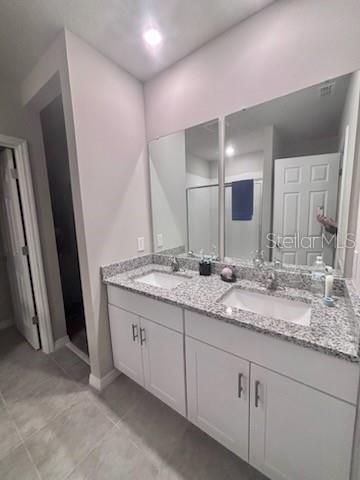 For Rent: $2,400 (4 beds, 3 baths, 1978 Square Feet)