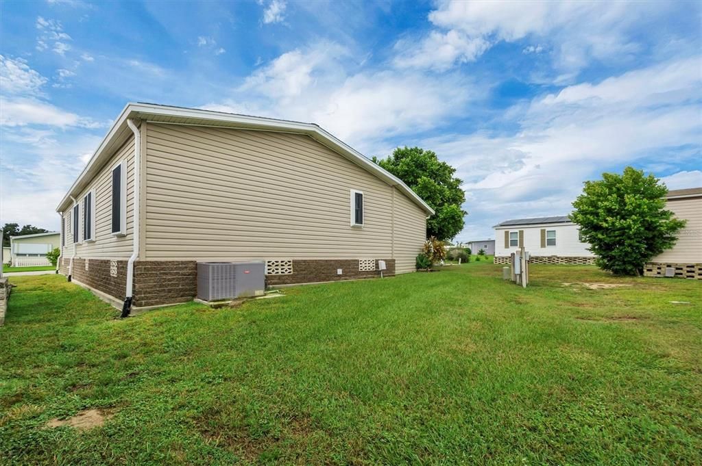 For Sale: $185,000 (3 beds, 3 baths, 1620 Square Feet)