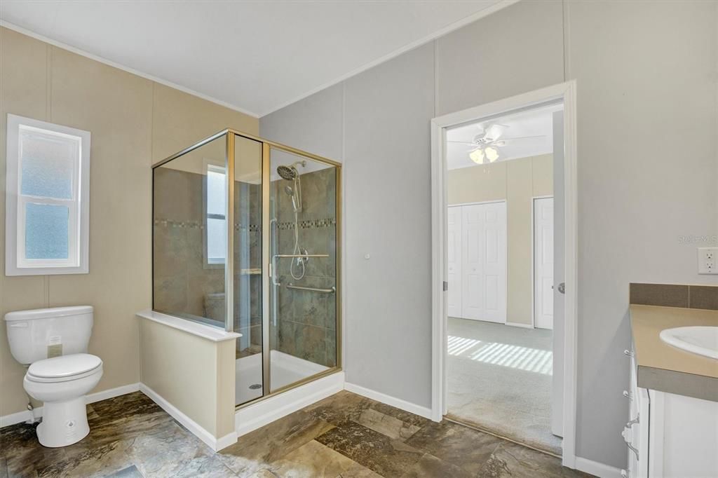 For Sale: $185,000 (3 beds, 3 baths, 1620 Square Feet)