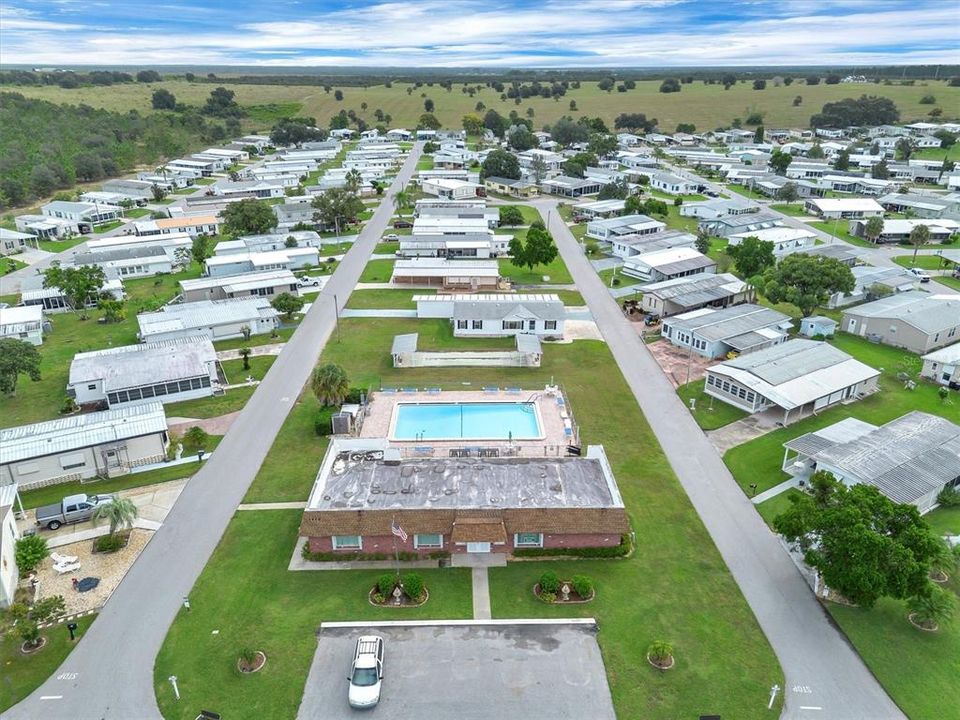 For Sale: $185,000 (3 beds, 3 baths, 1620 Square Feet)