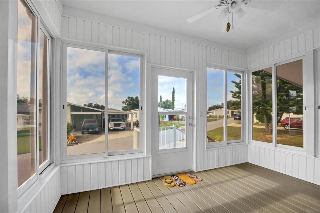 For Sale: $185,000 (3 beds, 3 baths, 1620 Square Feet)