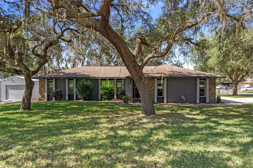 Active With Contract: $349,000 (3 beds, 2 baths, 1390 Square Feet)