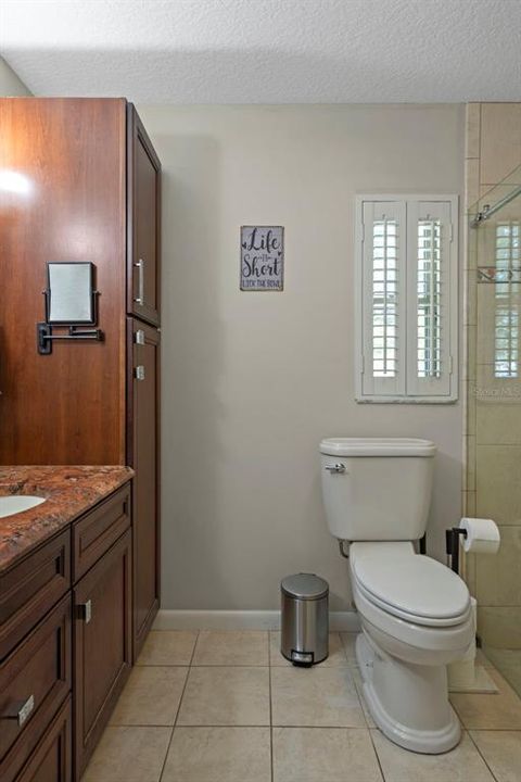 Active With Contract: $349,000 (3 beds, 2 baths, 1390 Square Feet)