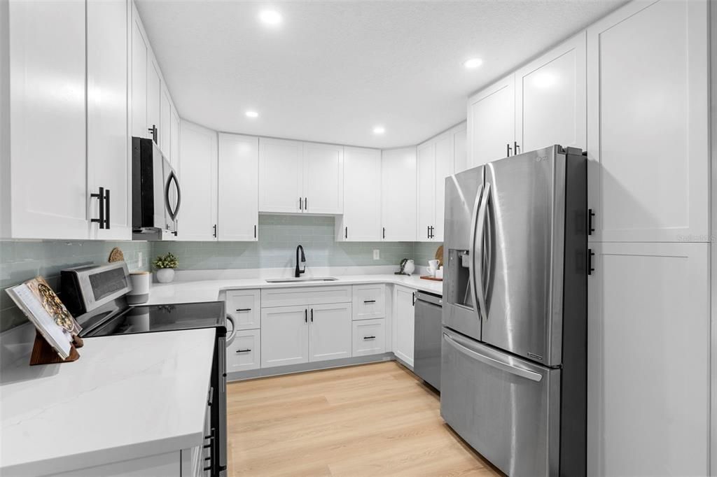 For Sale: $400,000 (3 beds, 2 baths, 1234 Square Feet)