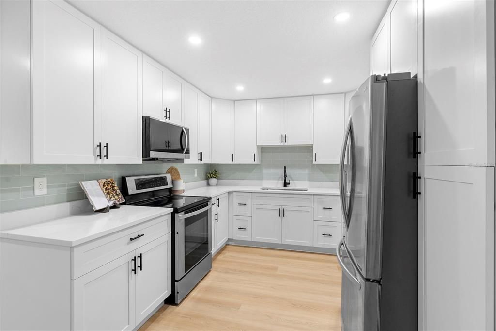 For Sale: $400,000 (3 beds, 2 baths, 1234 Square Feet)