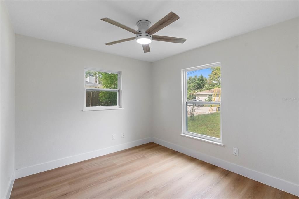 For Sale: $400,000 (3 beds, 2 baths, 1234 Square Feet)