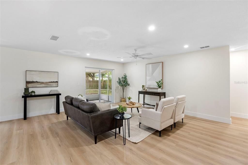 For Sale: $400,000 (3 beds, 2 baths, 1234 Square Feet)