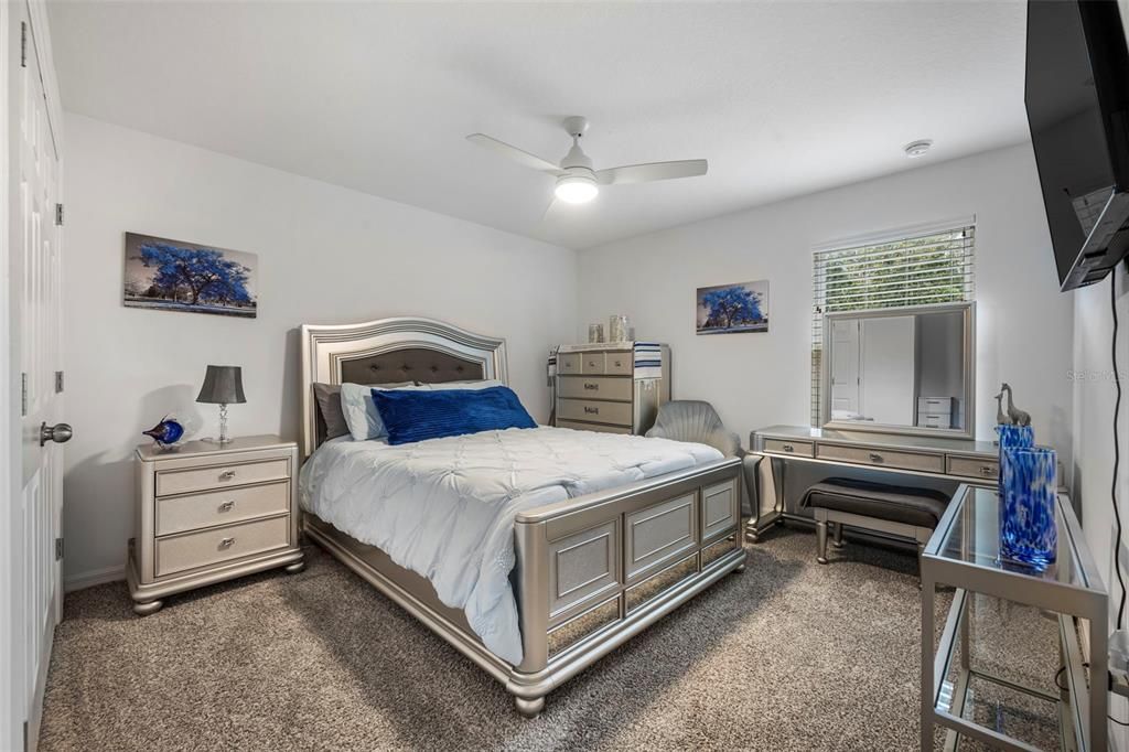 For Sale: $475,000 (5 beds, 3 baths, 3216 Square Feet)