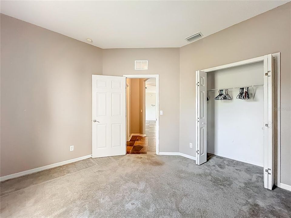 For Sale: $475,000 (4 beds, 2 baths, 2238 Square Feet)