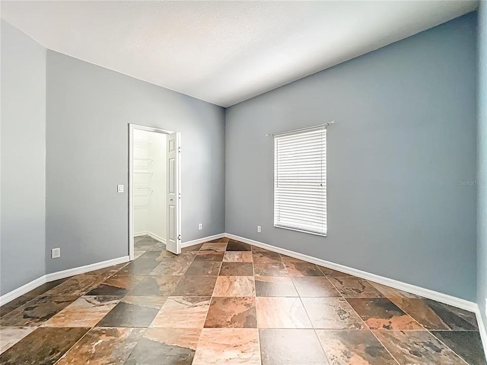 For Sale: $475,000 (4 beds, 2 baths, 2238 Square Feet)