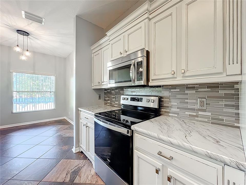 For Sale: $475,000 (4 beds, 2 baths, 2238 Square Feet)