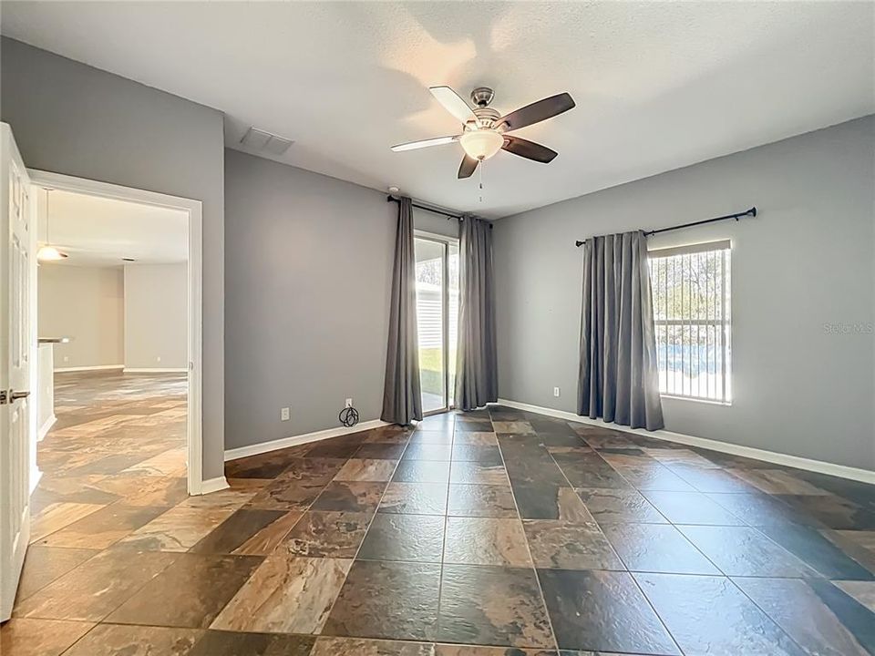 For Sale: $475,000 (4 beds, 2 baths, 2238 Square Feet)