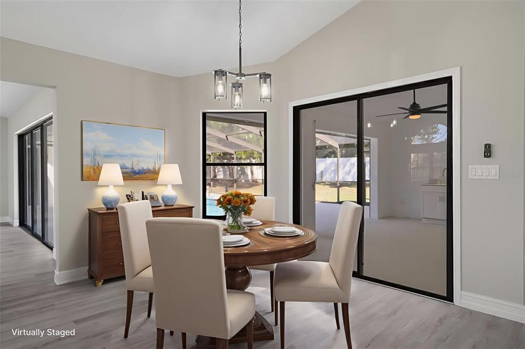 For Sale: $685,000 (5 beds, 4 baths, 3721 Square Feet)