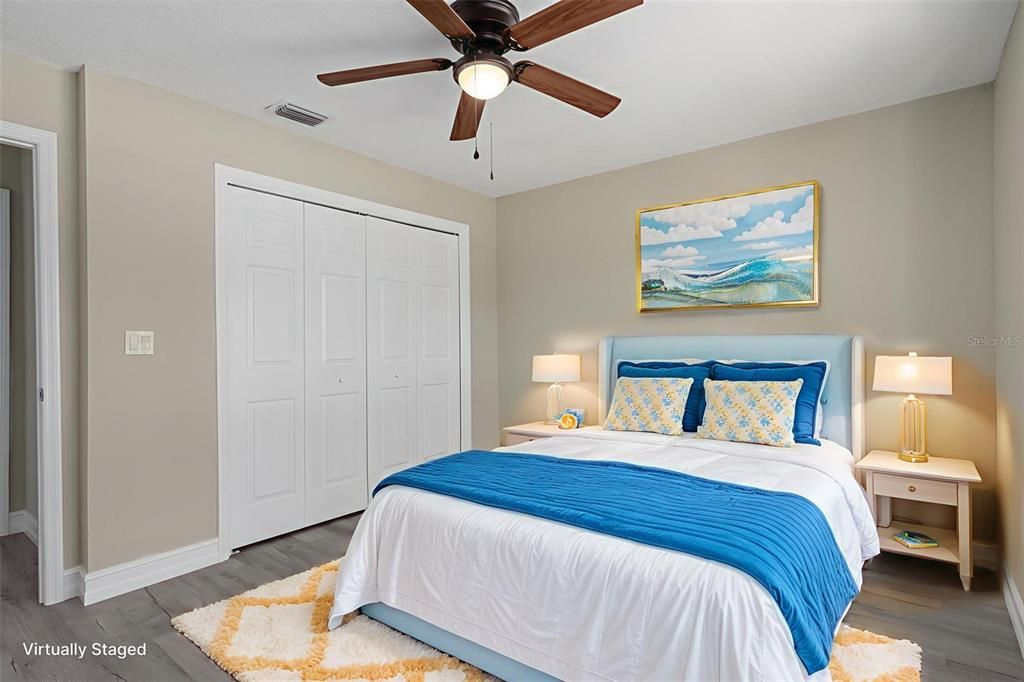 For Sale: $685,000 (5 beds, 4 baths, 3721 Square Feet)