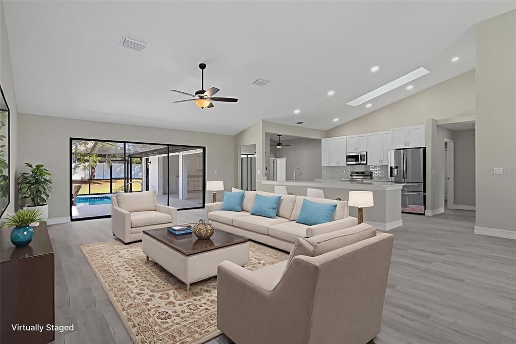 For Sale: $685,000 (5 beds, 4 baths, 3721 Square Feet)