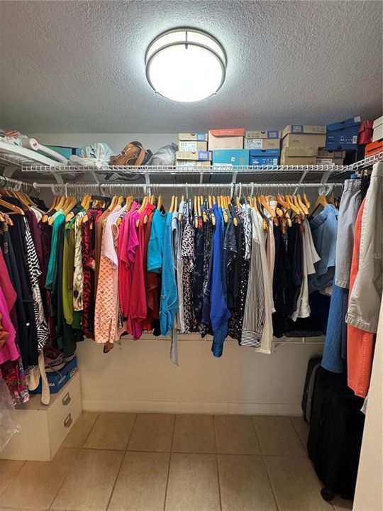 For Sale: $159,000 (2 beds, 2 baths, 1120 Square Feet)