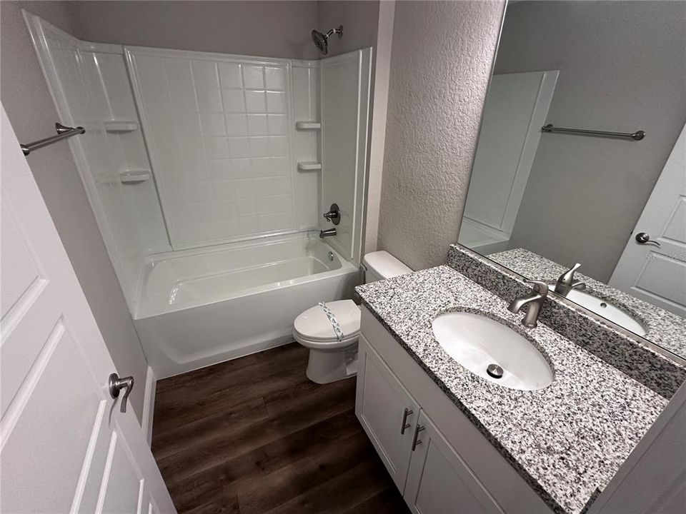 待售: $264,900 (3 贝兹, 2 浴室, 1432 平方英尺)