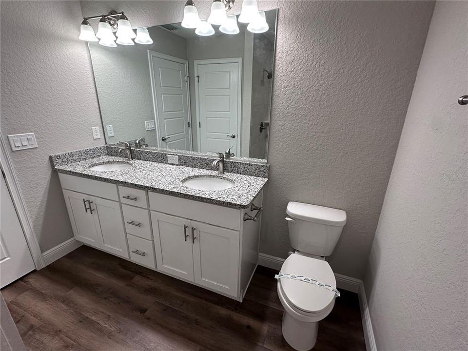 待售: $264,900 (3 贝兹, 2 浴室, 1432 平方英尺)