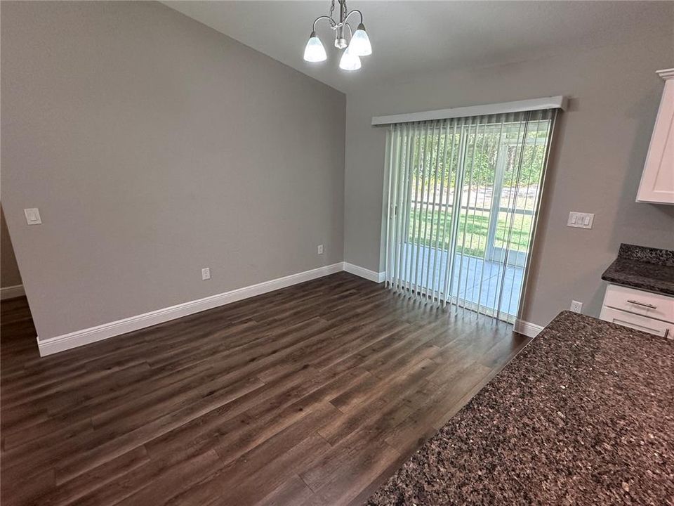 待售: $264,900 (3 贝兹, 2 浴室, 1432 平方英尺)