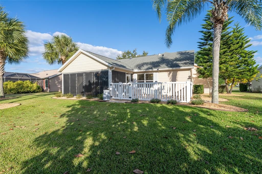 For Sale: $549,900 (3 beds, 2 baths, 1711 Square Feet)