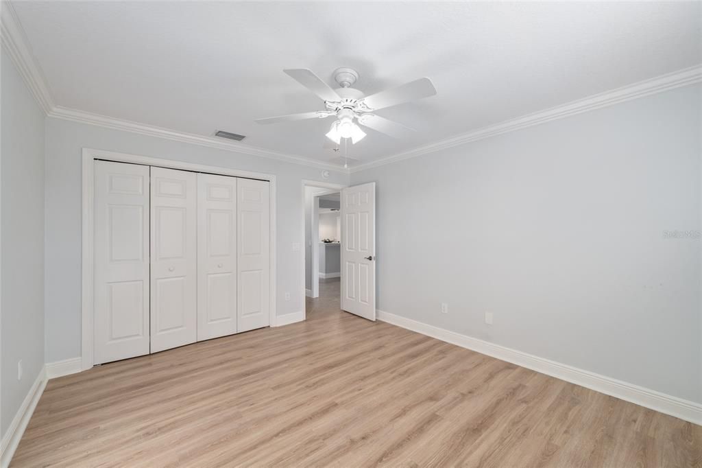 For Sale: $549,900 (3 beds, 2 baths, 1711 Square Feet)