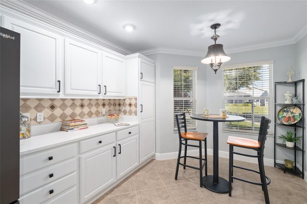 For Sale: $549,900 (3 beds, 2 baths, 1711 Square Feet)