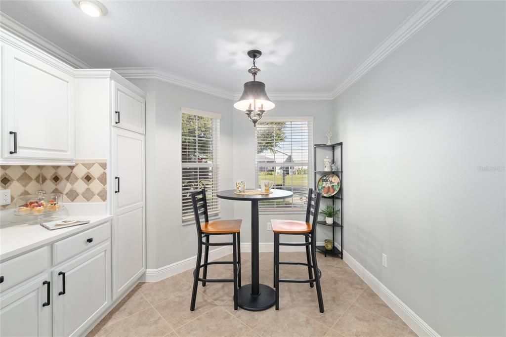 For Sale: $549,900 (3 beds, 2 baths, 1711 Square Feet)