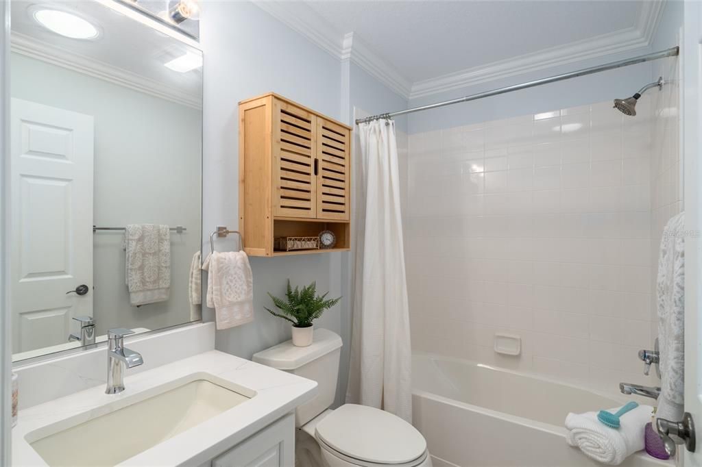 For Sale: $549,900 (3 beds, 2 baths, 1711 Square Feet)