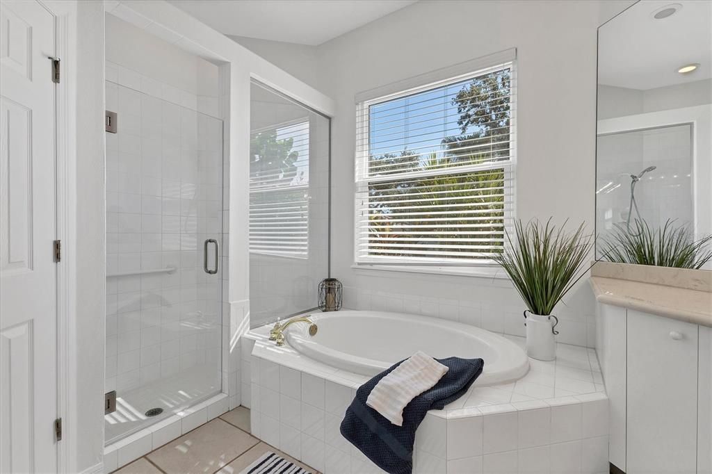 For Sale: $849,000 (4 beds, 3 baths, 2630 Square Feet)