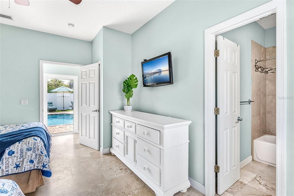 For Sale: $1,250,000 (4 beds, 4 baths, 2255 Square Feet)