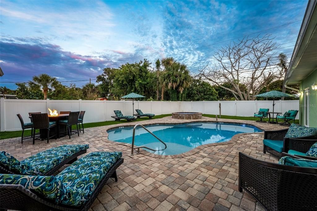 For Sale: $1,250,000 (4 beds, 4 baths, 2255 Square Feet)