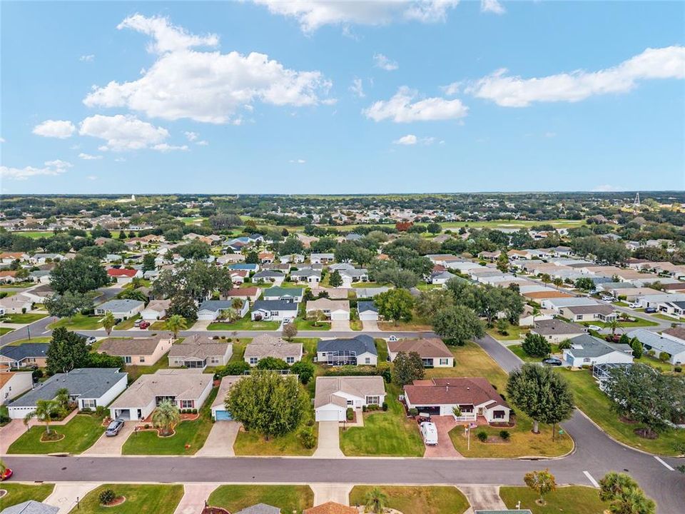 На продажу: $282,000 (2 спален, 2 ванн, 1120 Квадратных фут)