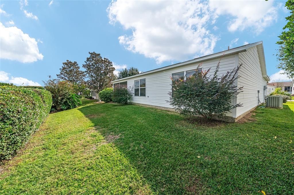 На продажу: $282,000 (2 спален, 2 ванн, 1120 Квадратных фут)