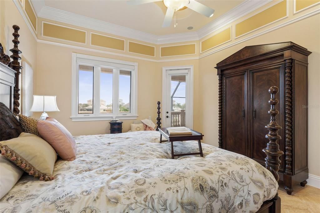 For Sale: $1,899,000 (4 beds, 3 baths, 4305 Square Feet)