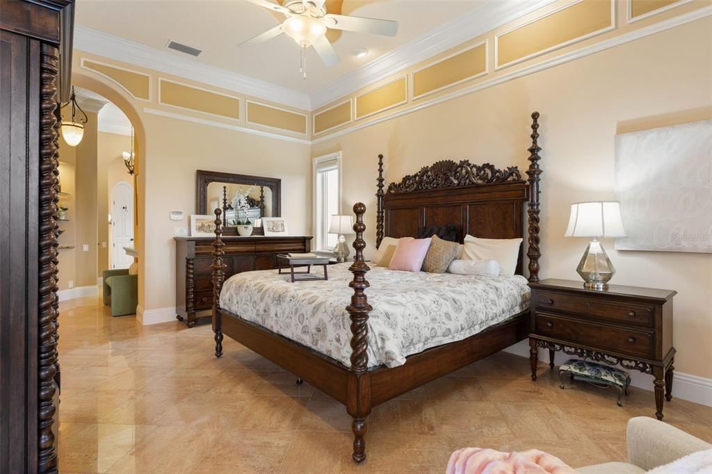 For Sale: $1,899,000 (4 beds, 3 baths, 4305 Square Feet)