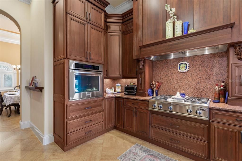 For Sale: $1,899,000 (4 beds, 3 baths, 4305 Square Feet)