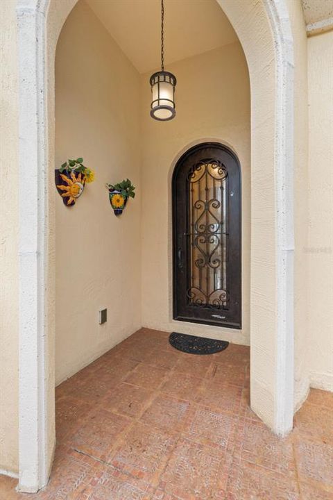 For Sale: $1,899,000 (4 beds, 3 baths, 4305 Square Feet)