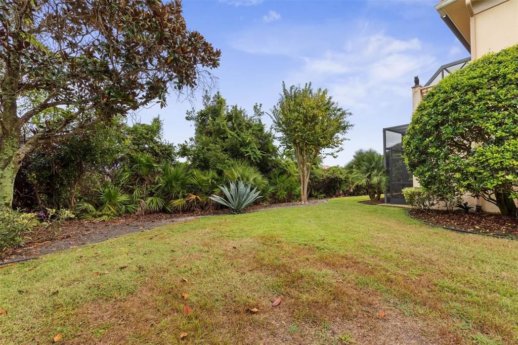 For Sale: $1,899,000 (4 beds, 3 baths, 4305 Square Feet)