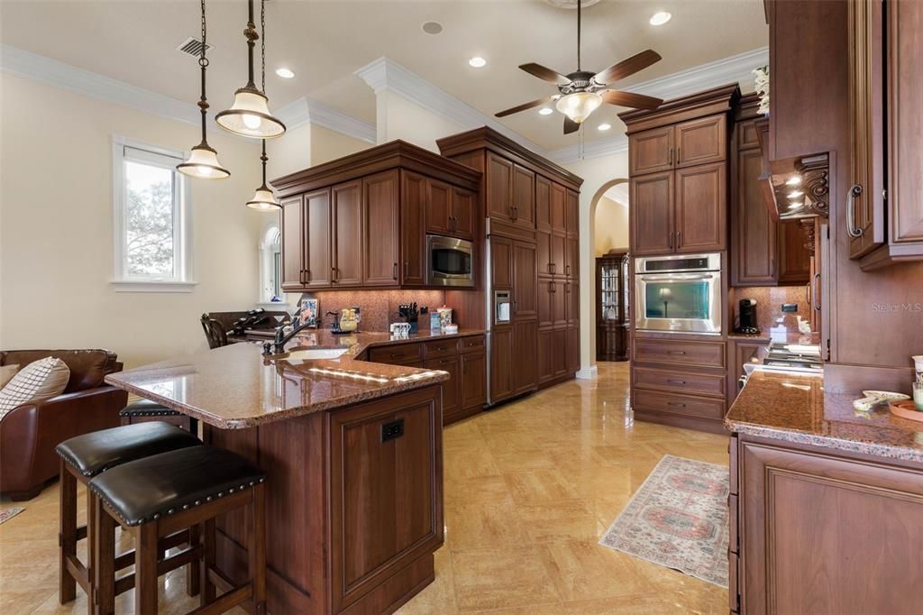 For Sale: $1,899,000 (4 beds, 3 baths, 4305 Square Feet)