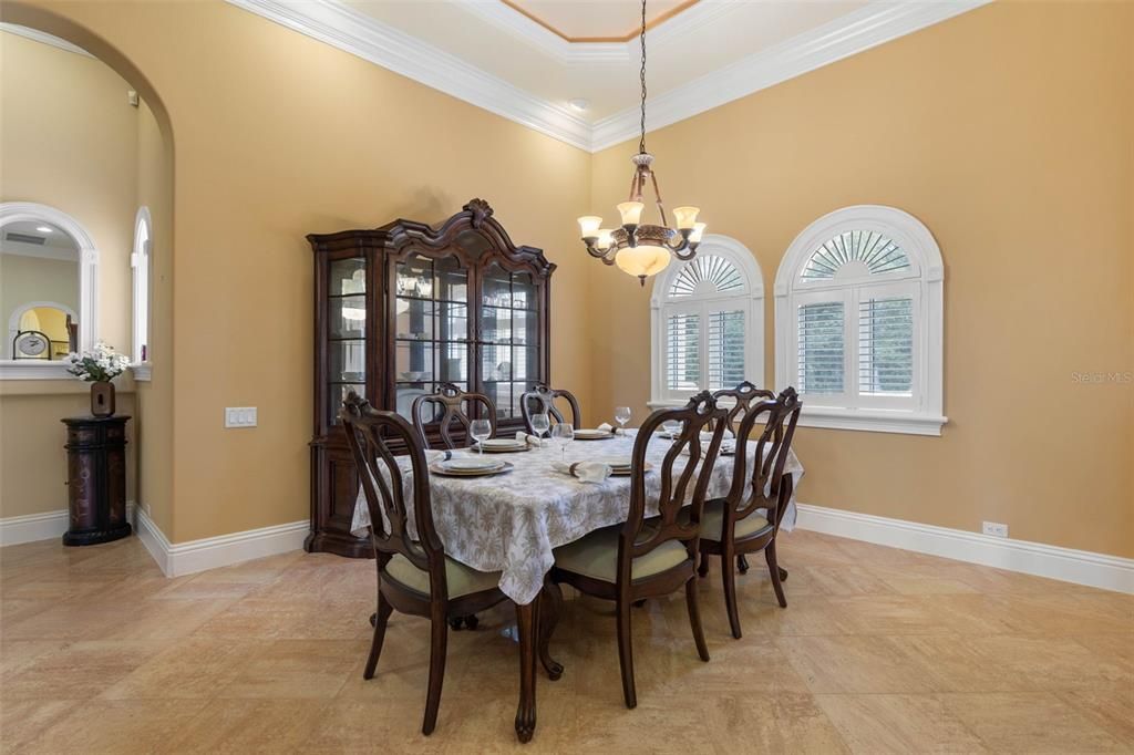 For Sale: $1,899,000 (4 beds, 3 baths, 4305 Square Feet)