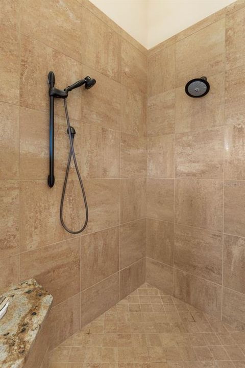 For Sale: $1,899,000 (4 beds, 3 baths, 4305 Square Feet)