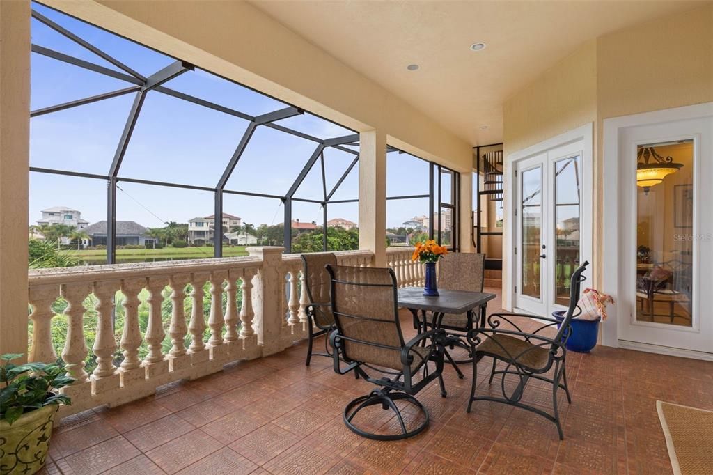 For Sale: $1,899,000 (4 beds, 3 baths, 4305 Square Feet)