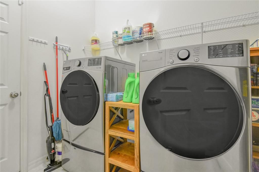 For Sale: $469,900 (3 beds, 2 baths, 2198 Square Feet)