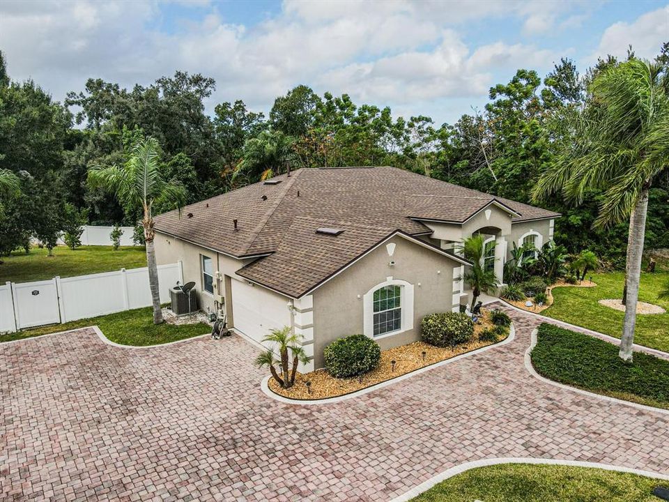 For Sale: $469,900 (3 beds, 2 baths, 2198 Square Feet)