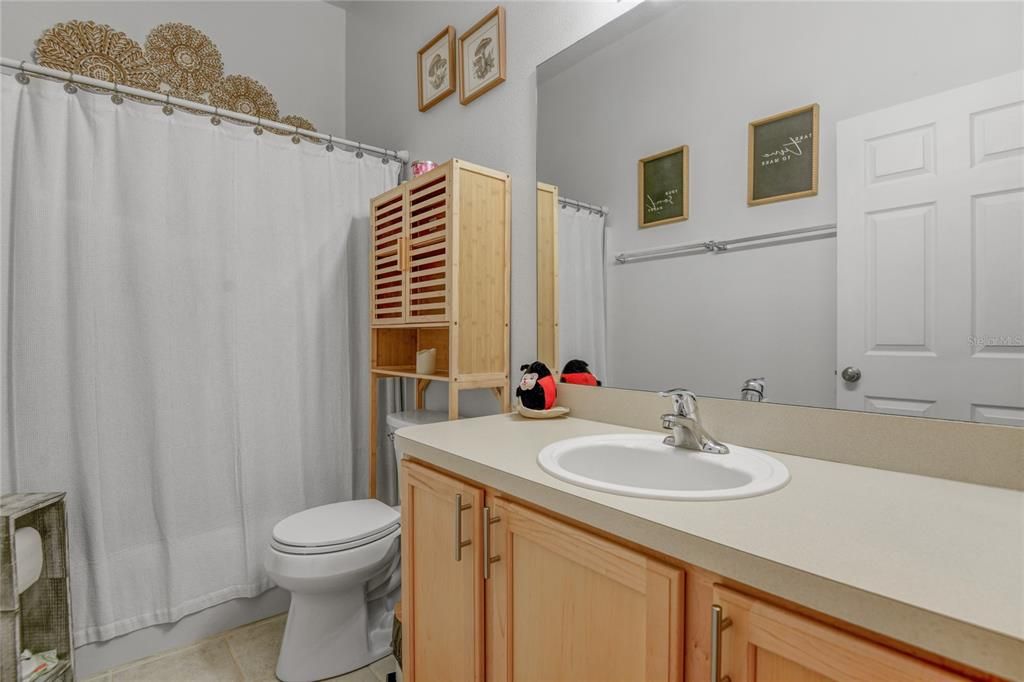 For Sale: $469,900 (3 beds, 2 baths, 2198 Square Feet)