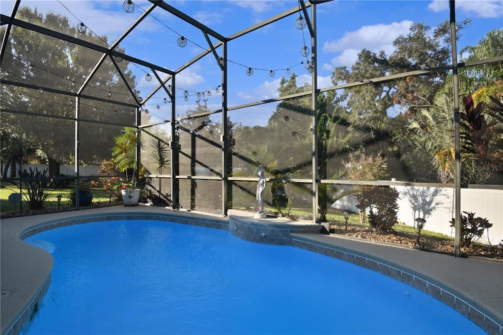 For Sale: $469,900 (3 beds, 2 baths, 2198 Square Feet)