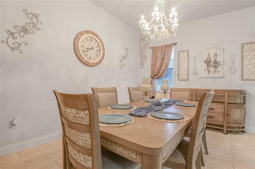 For Sale: $469,900 (3 beds, 2 baths, 2198 Square Feet)