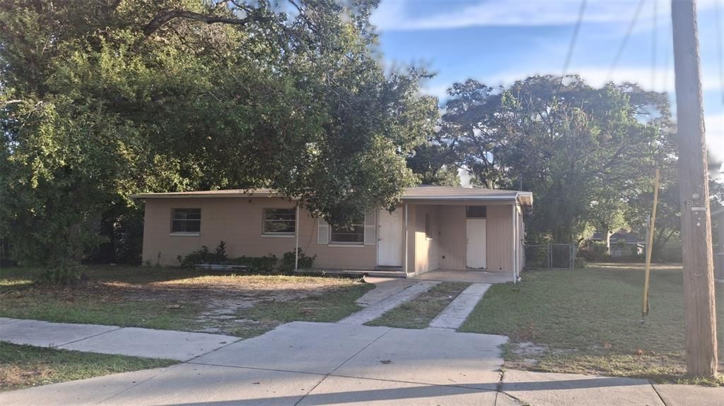 Недавно продано: $169,900 (3 спален, 1 ванн, 1116 Квадратных фут)